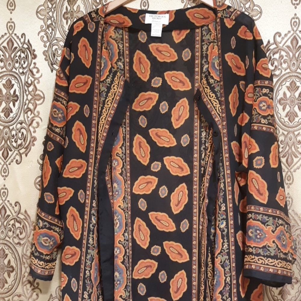 VS Button down cardigan